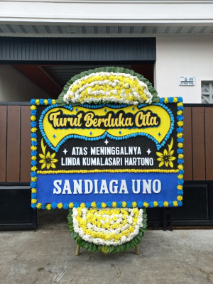Papan Bunga Duka di Subarang Batuang